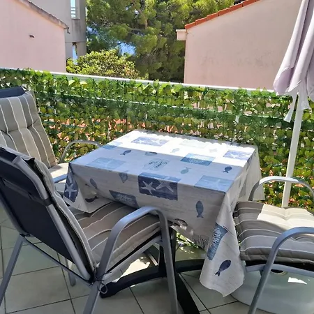 Apartamento Lea I Lovro *