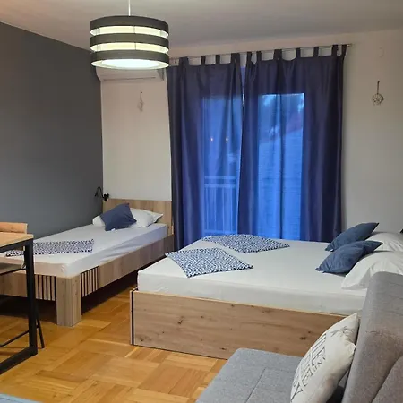 Apartamento Lea I Lovro