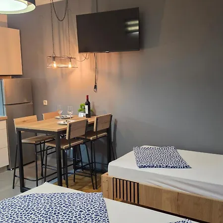 Lea I Lovro Apartamento