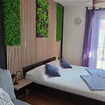 Lea I Lovro Apartment