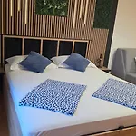Lea I Lovro Apartment Brela