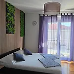 Lea I Lovro Apartment