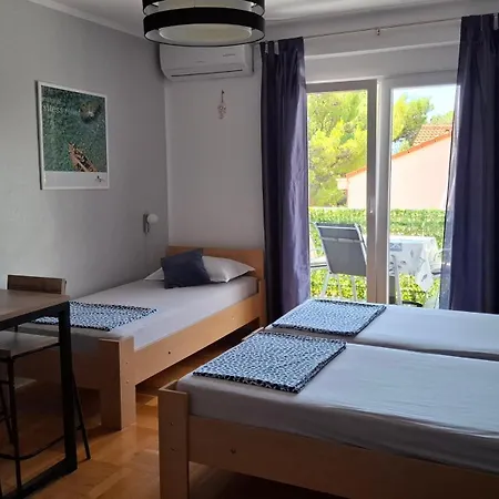 Apartman Lea I Lovro Brela