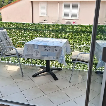 Lejlighed Lea I Lovro *