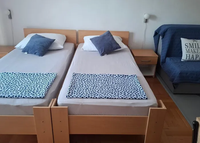 Lea I Lovro Apartman Brela