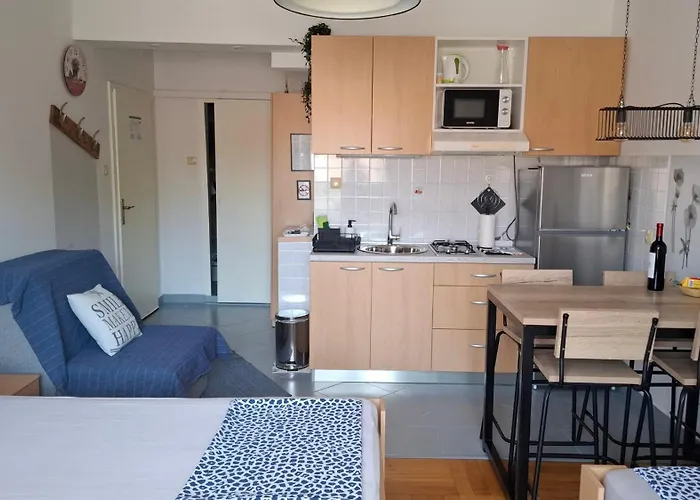 Lea I Lovro Apartamento *